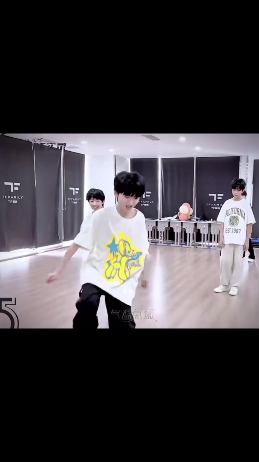 @TF家族-左奇函 ۶۟ৎ