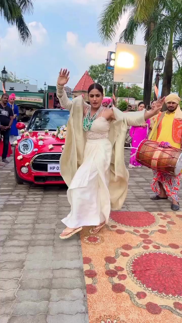 @🍂Surbhi Chandna🍂