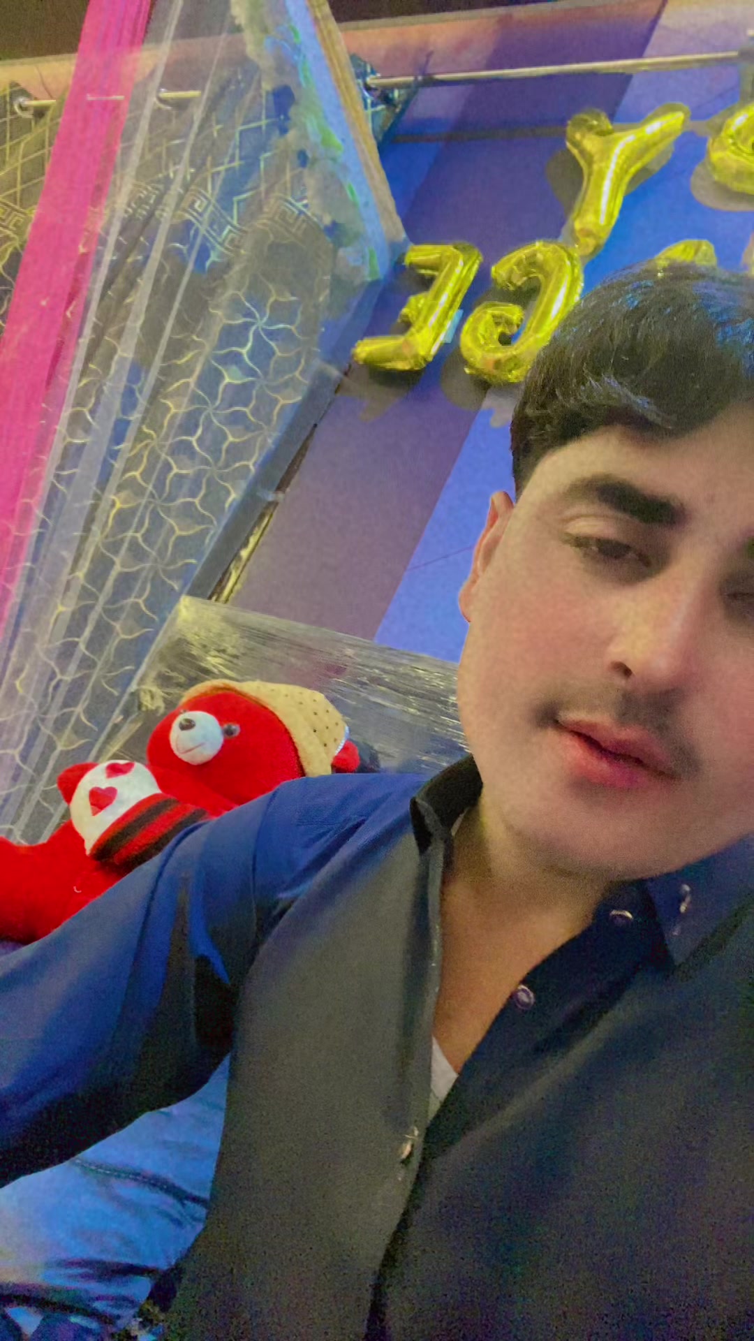@Zakir Khattak