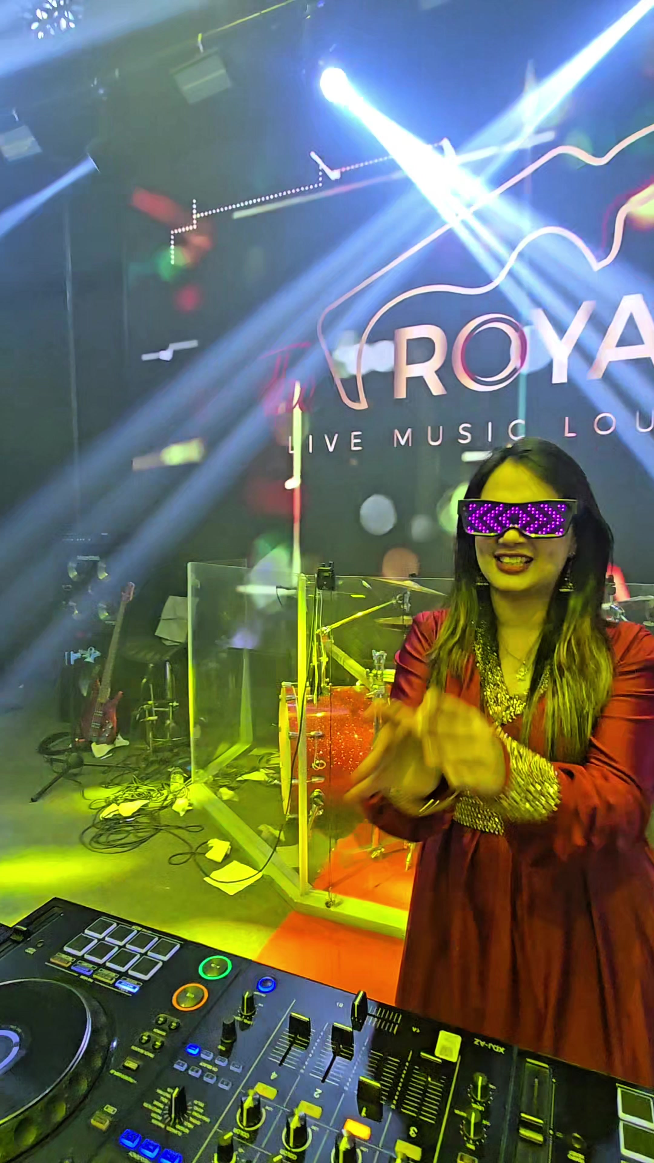 @The Royal Red