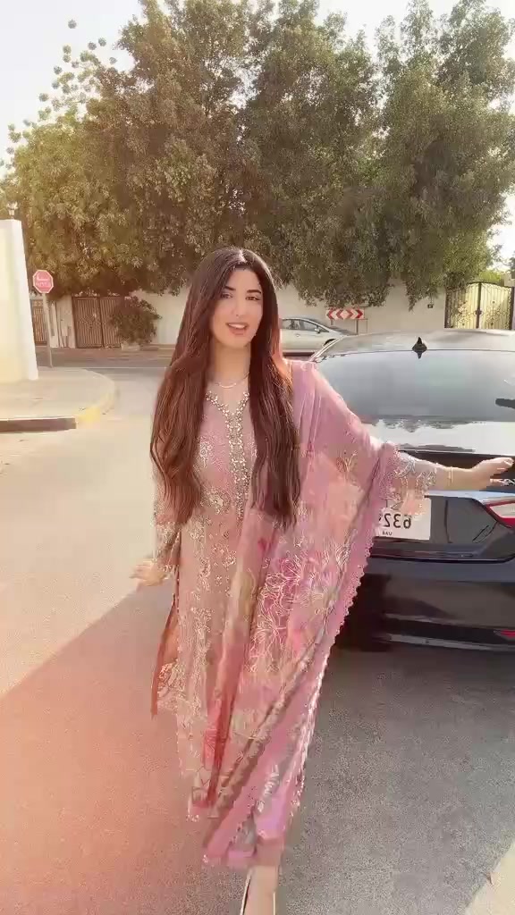 @SHEEZA 🍿💛