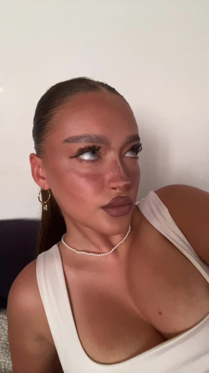 @💫
