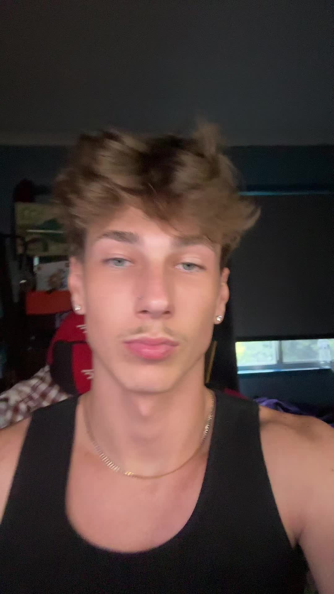 @Broccoli