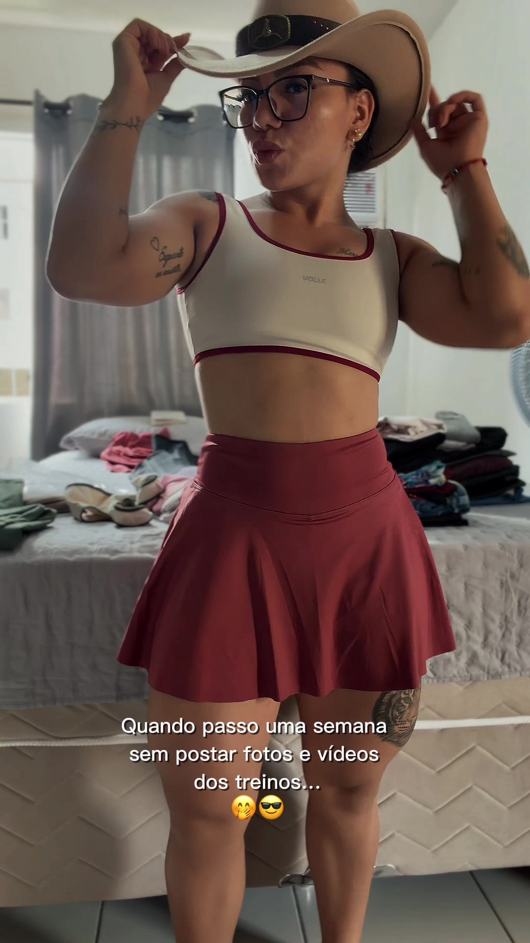 @lari19980_