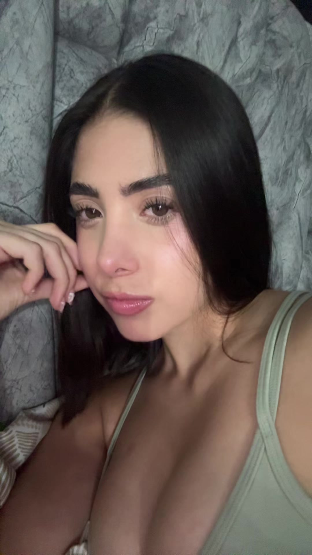 @viuhxs