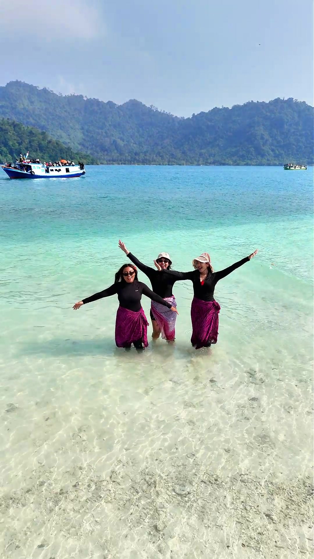 @Pasar Wisata Tour & Travel