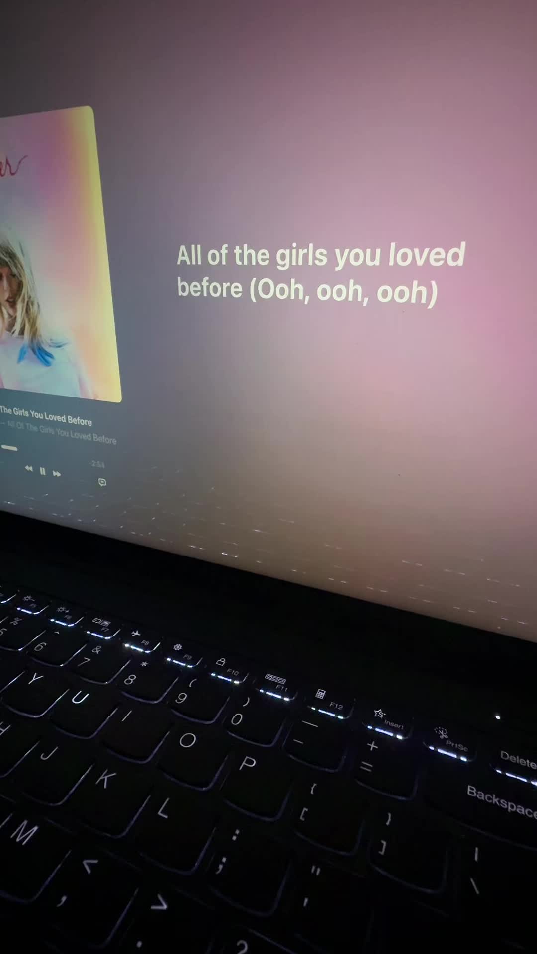 @Daily Lyrics 🎵🎶
