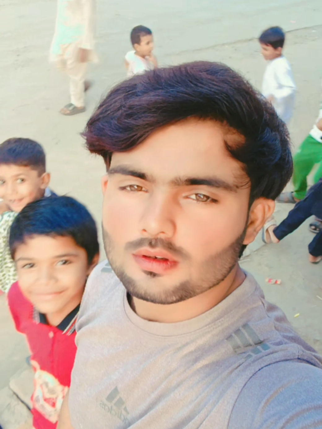@ONLY ALONE (>_&deg;]