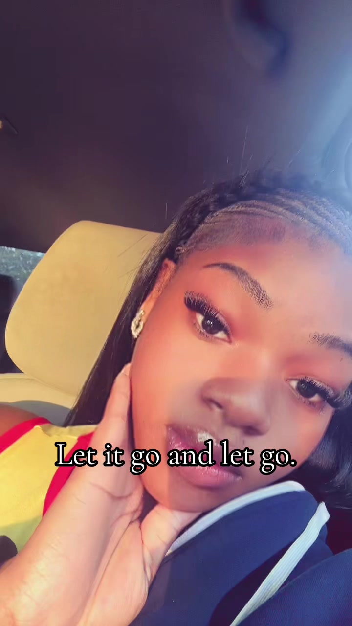 @Theerealgoldengirlyyy