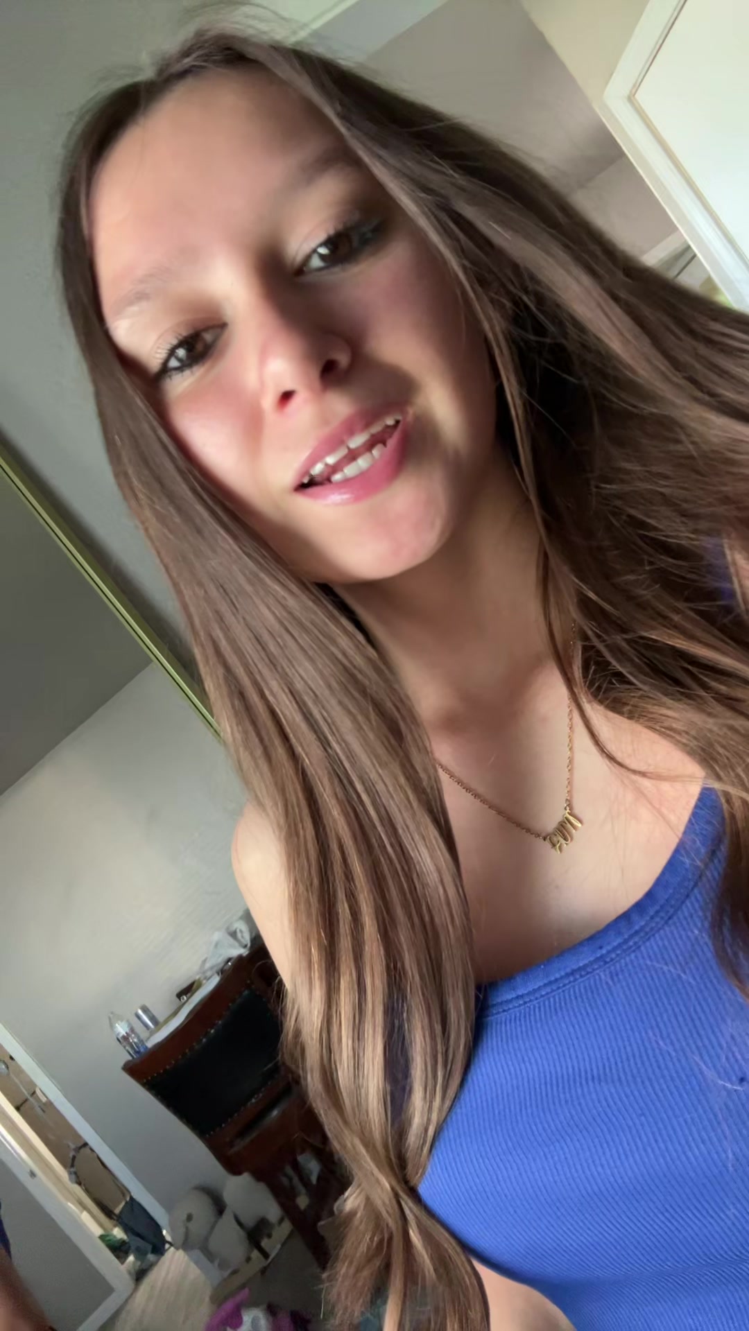 @Mia<3