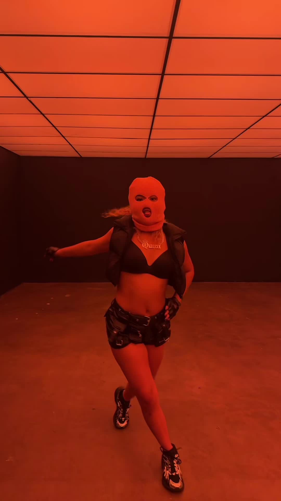 @kiki_carpenter_