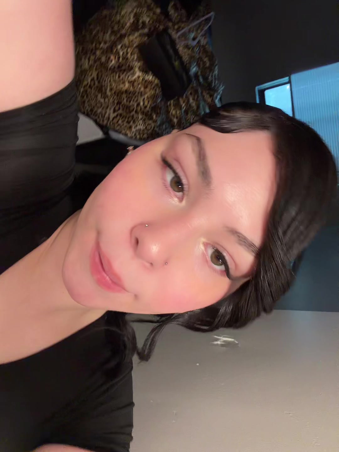 @Nini
