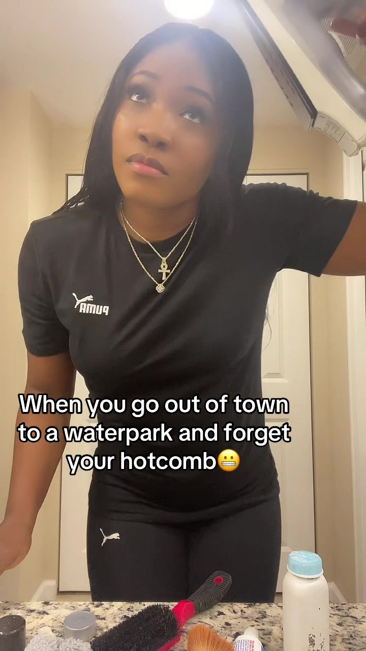@PrettyRoundBrown
