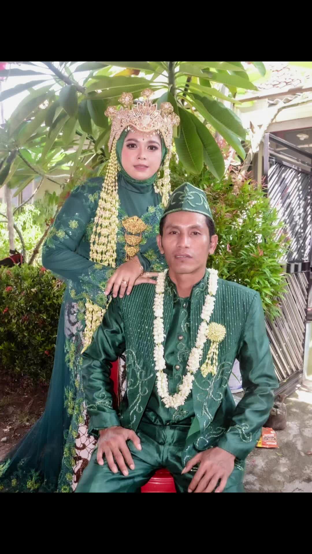 @Bunda R Bunda