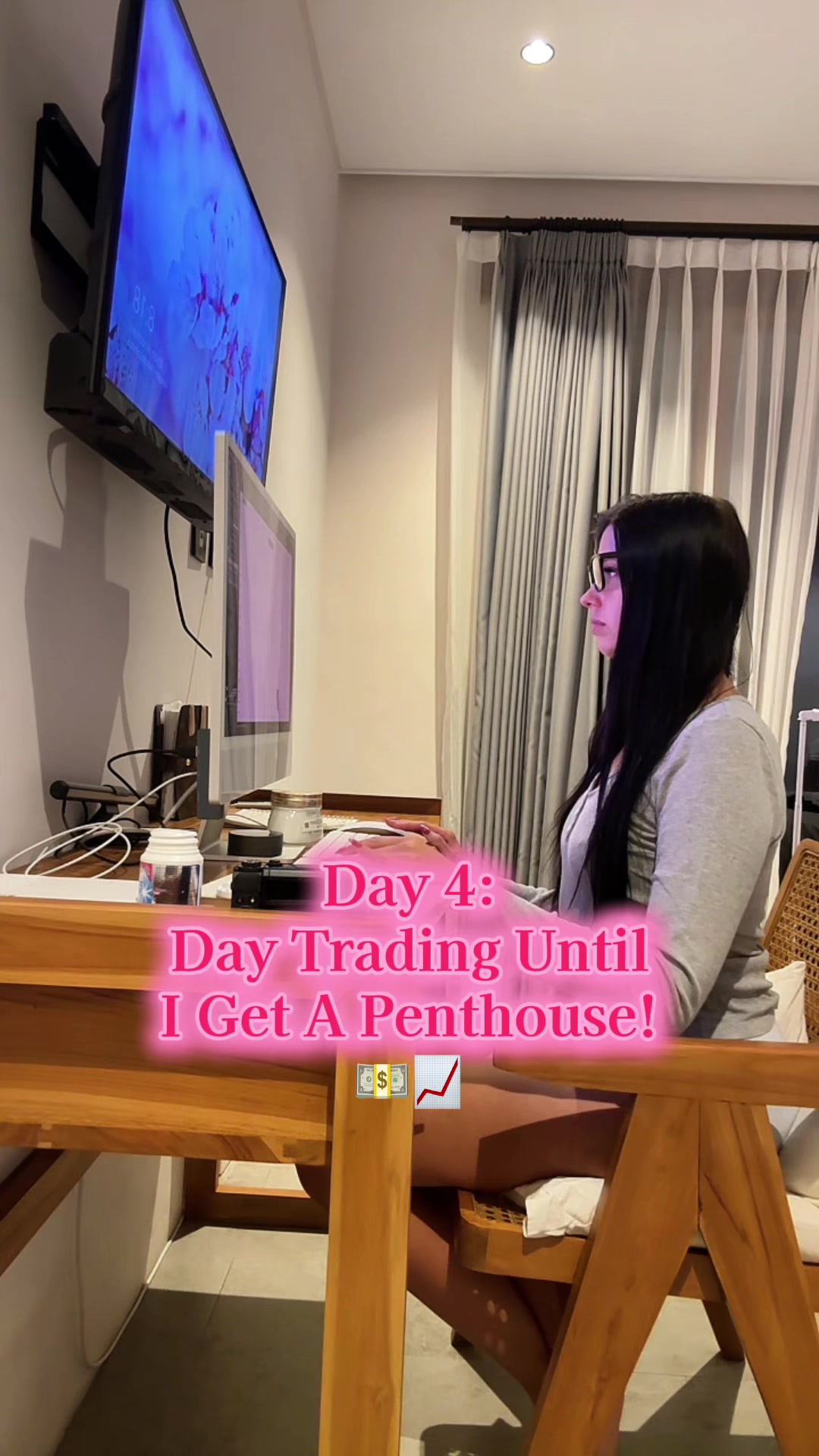 @6 Figure Business Owner👩🏻&zwj;💻