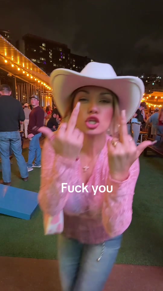 @Justchristinaab
