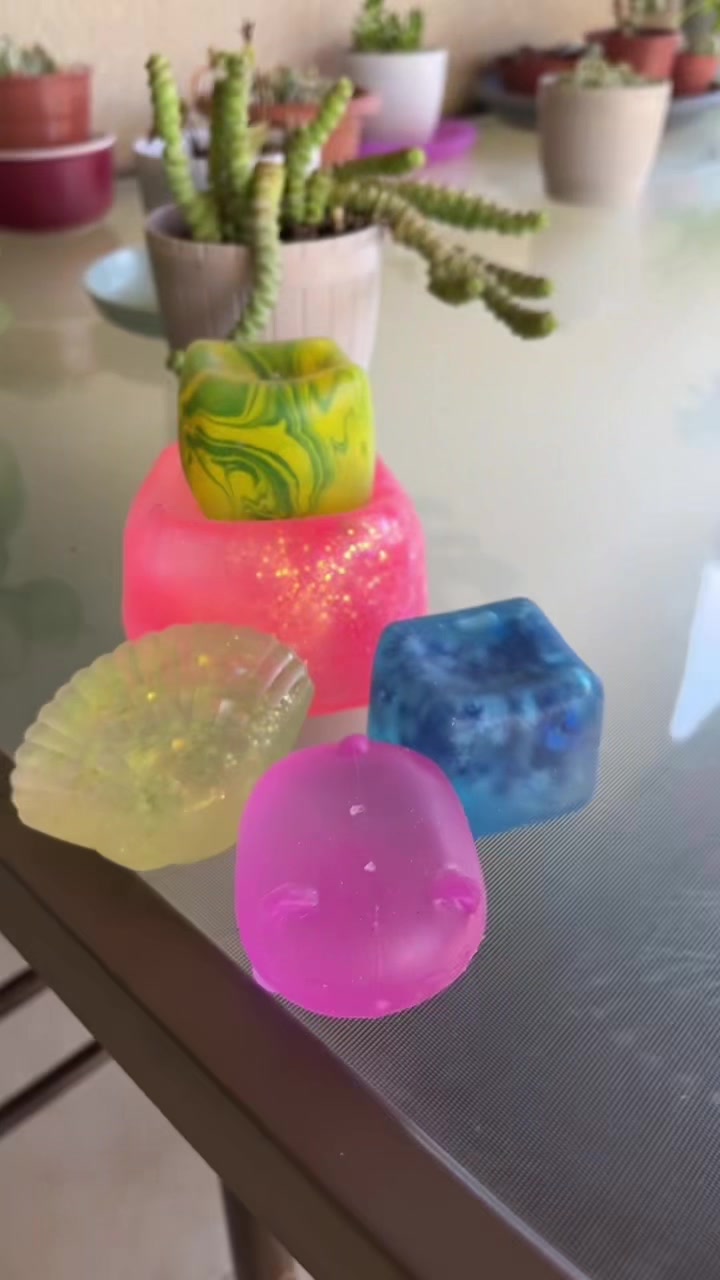 @๐Lemon squishes ๐