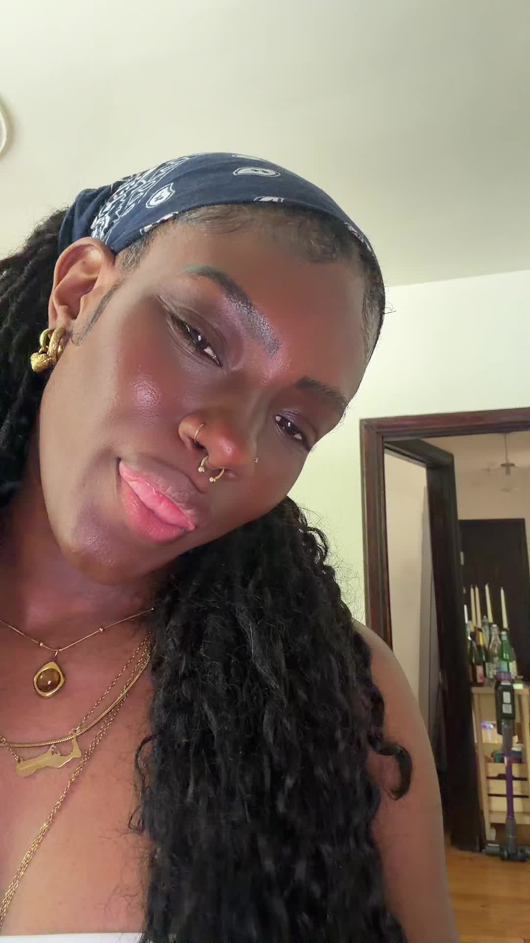 @amira ᥫ᭡