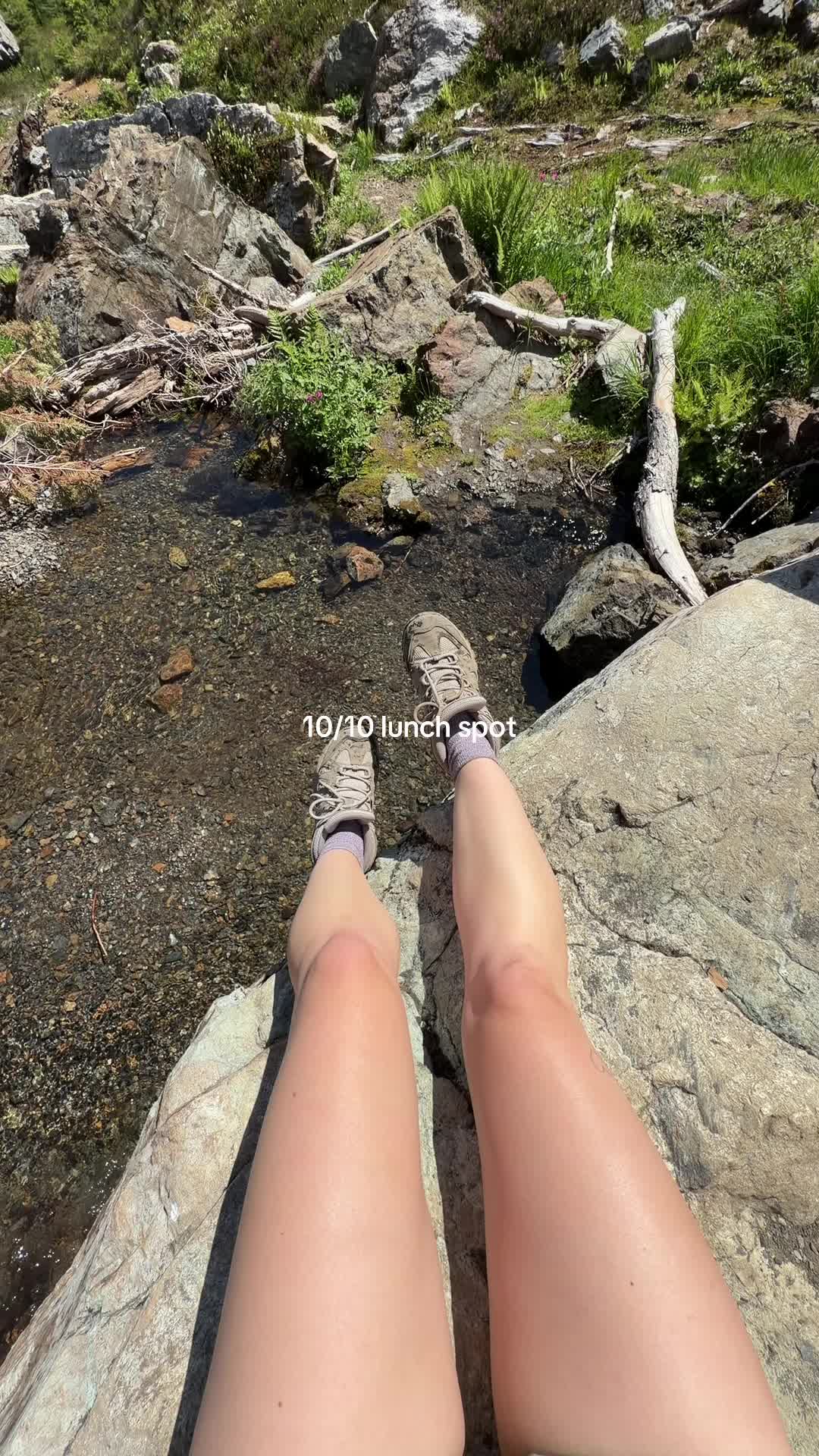 @Viksi | Traveler & Creator