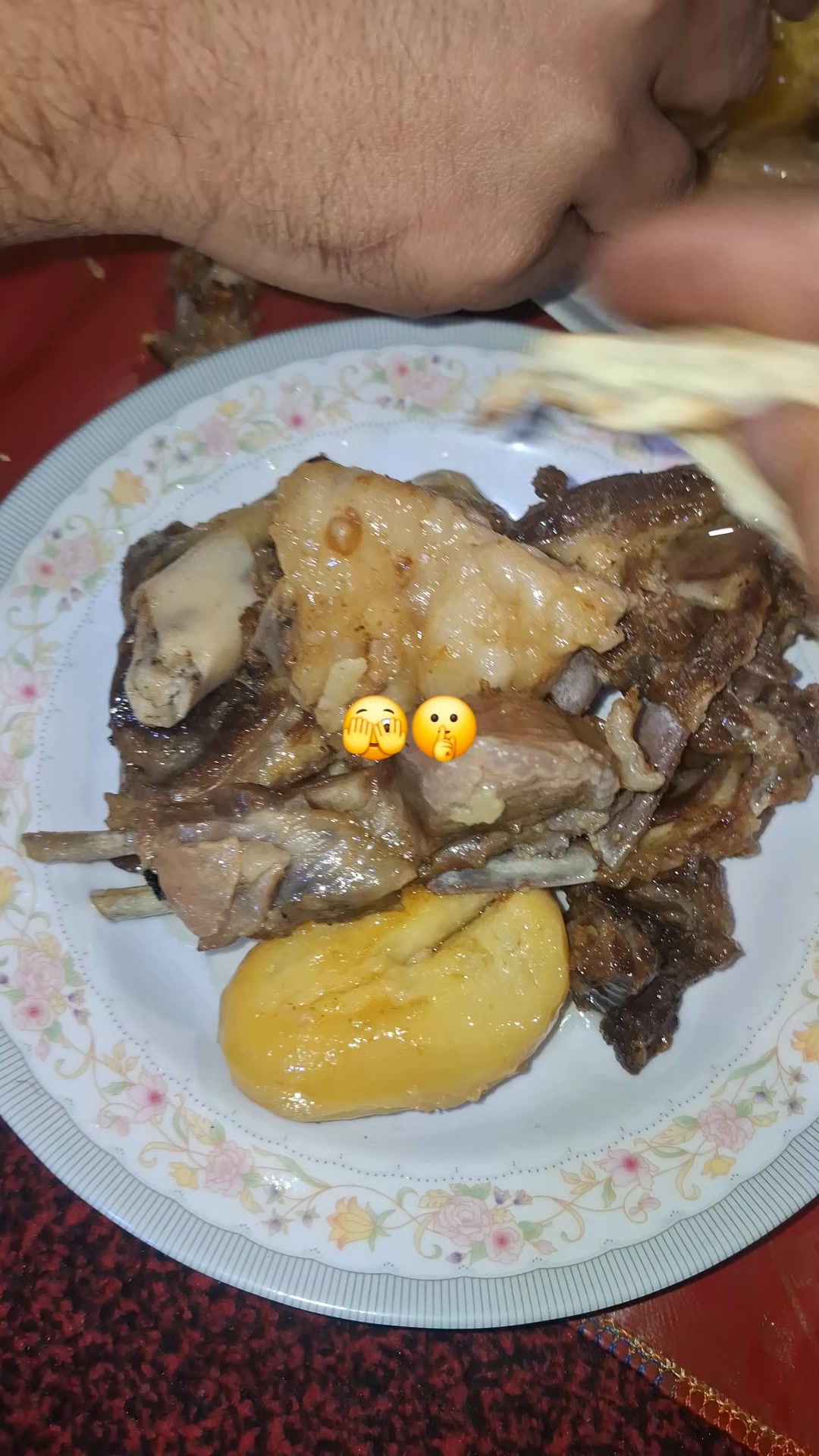 @🙊🍬حُسن پرست