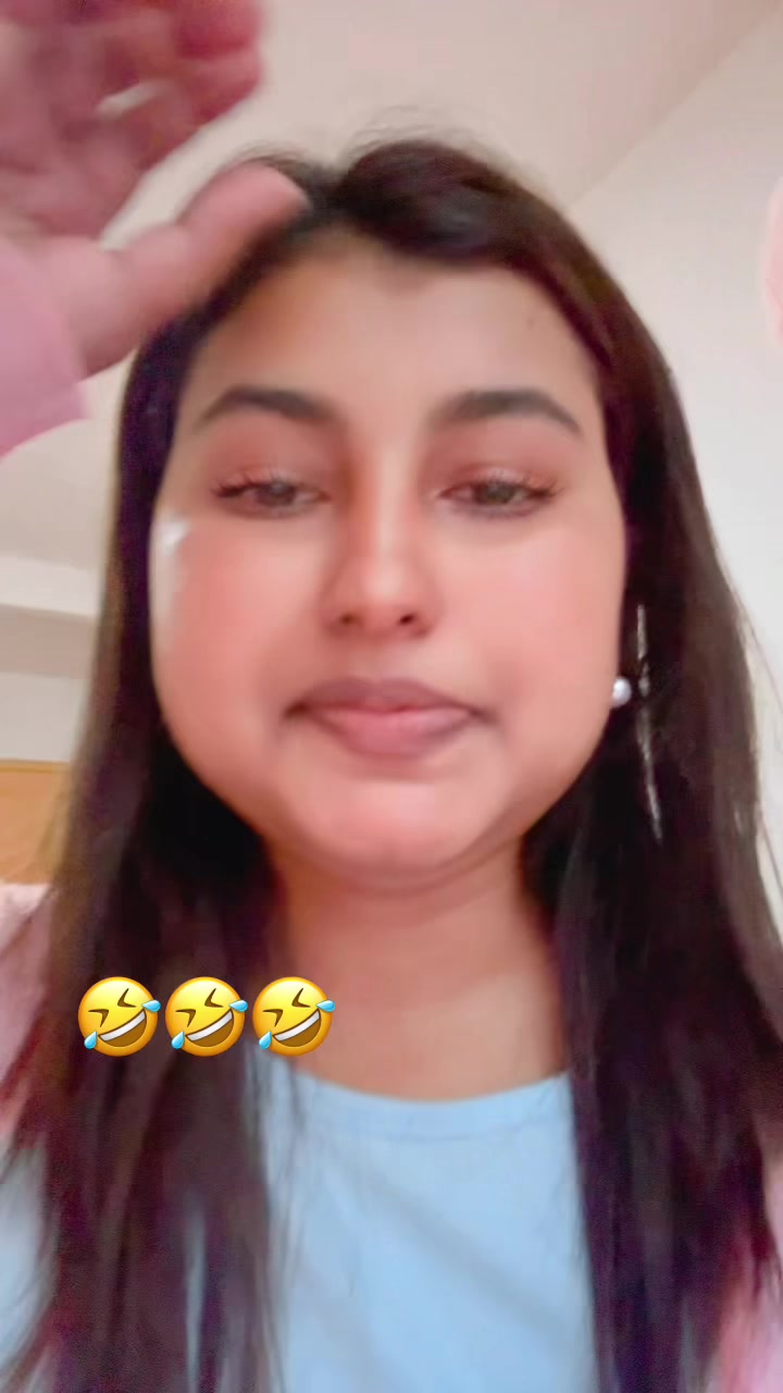 @মেয়ে চায়নিছ 🥰মা বাংলাদেশী