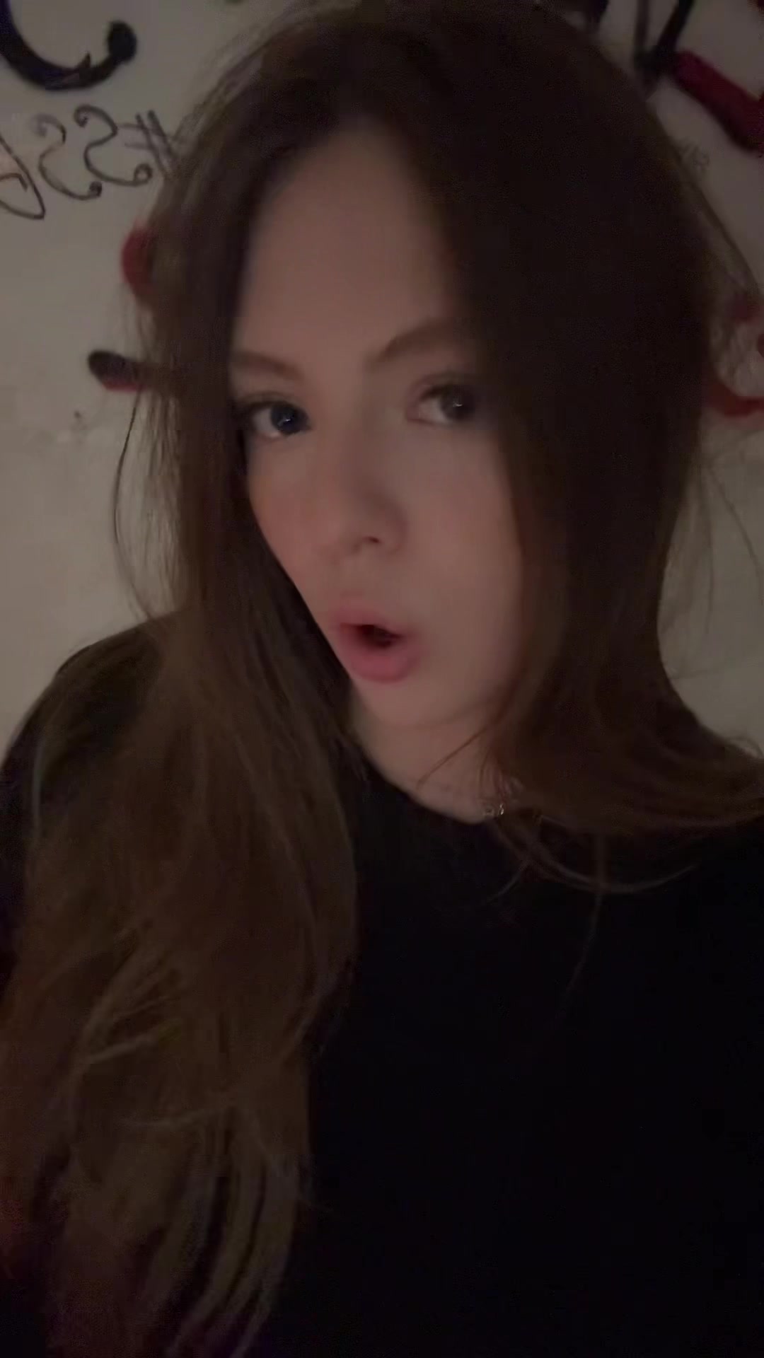 @r