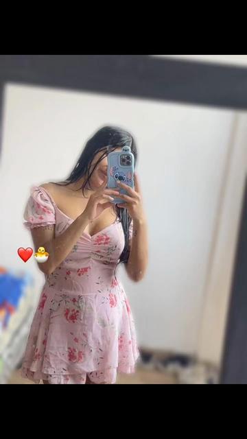 @🦦