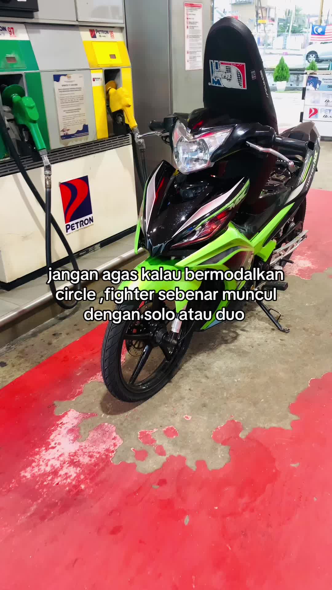 @+011