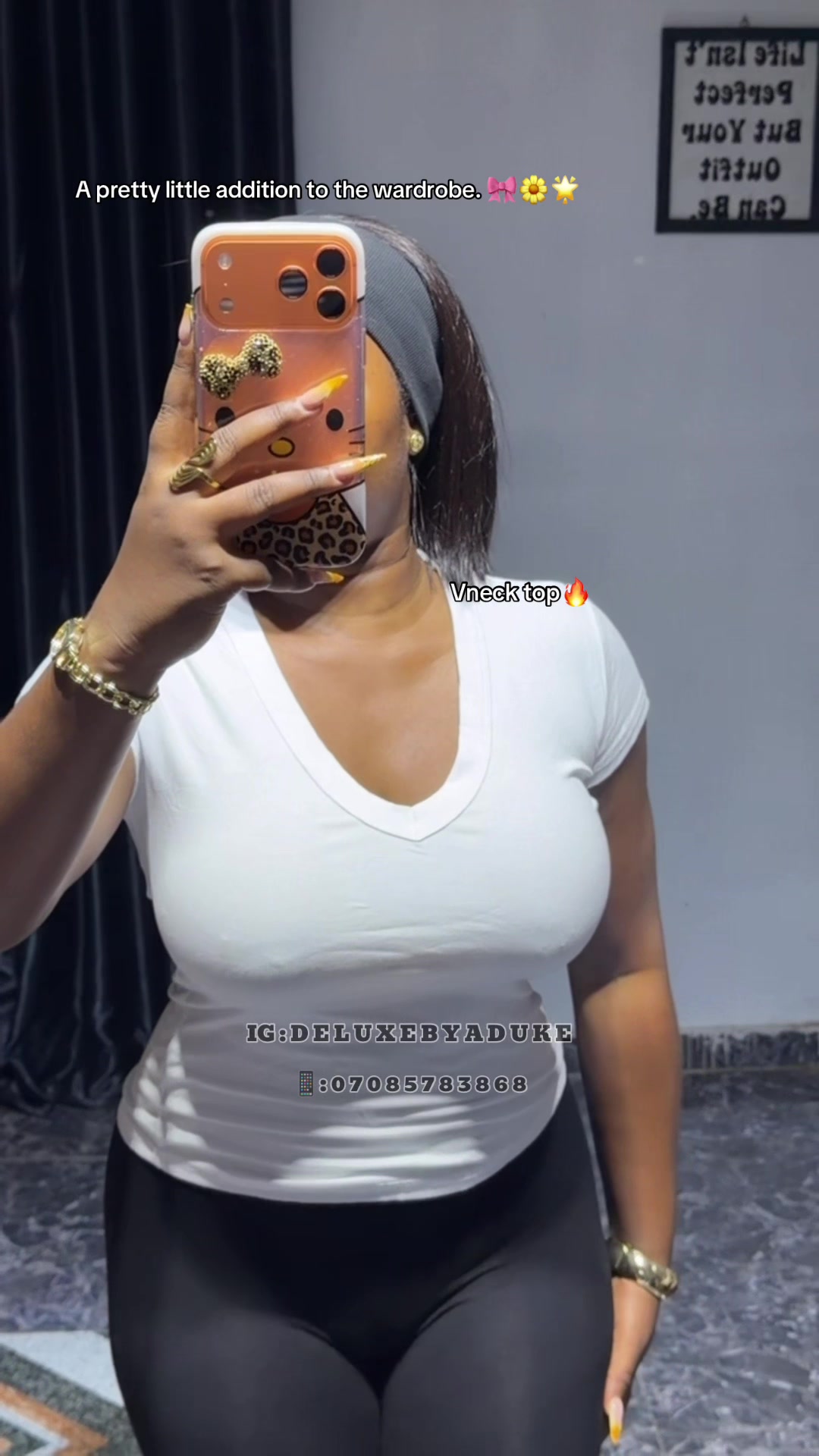 @Deluxebyaduke (CLOTHING STORE)