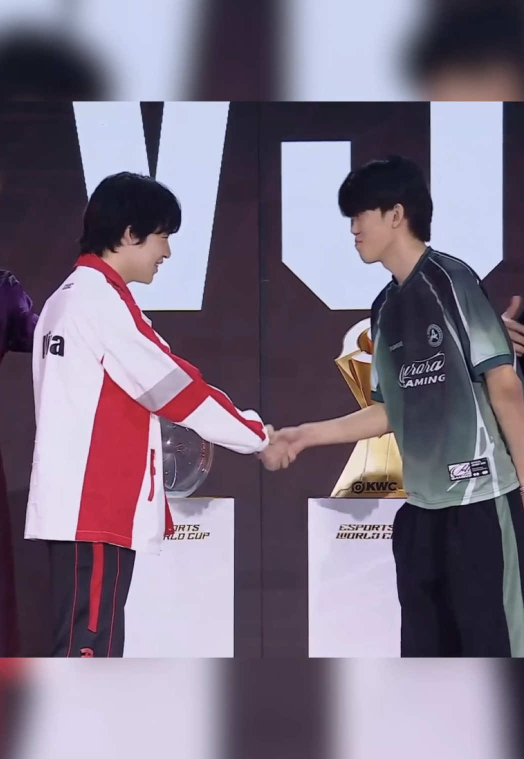 @HoK Esports