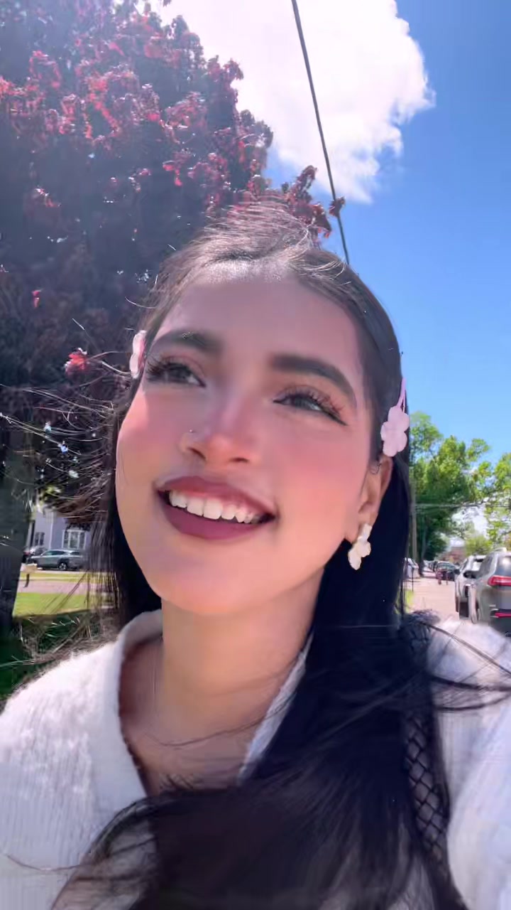 @Aaradhana 💫