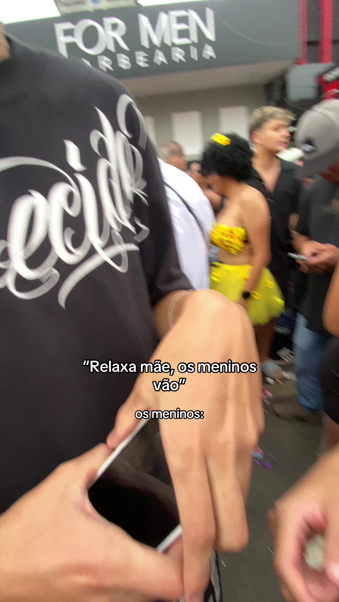 @melzinha_moraess