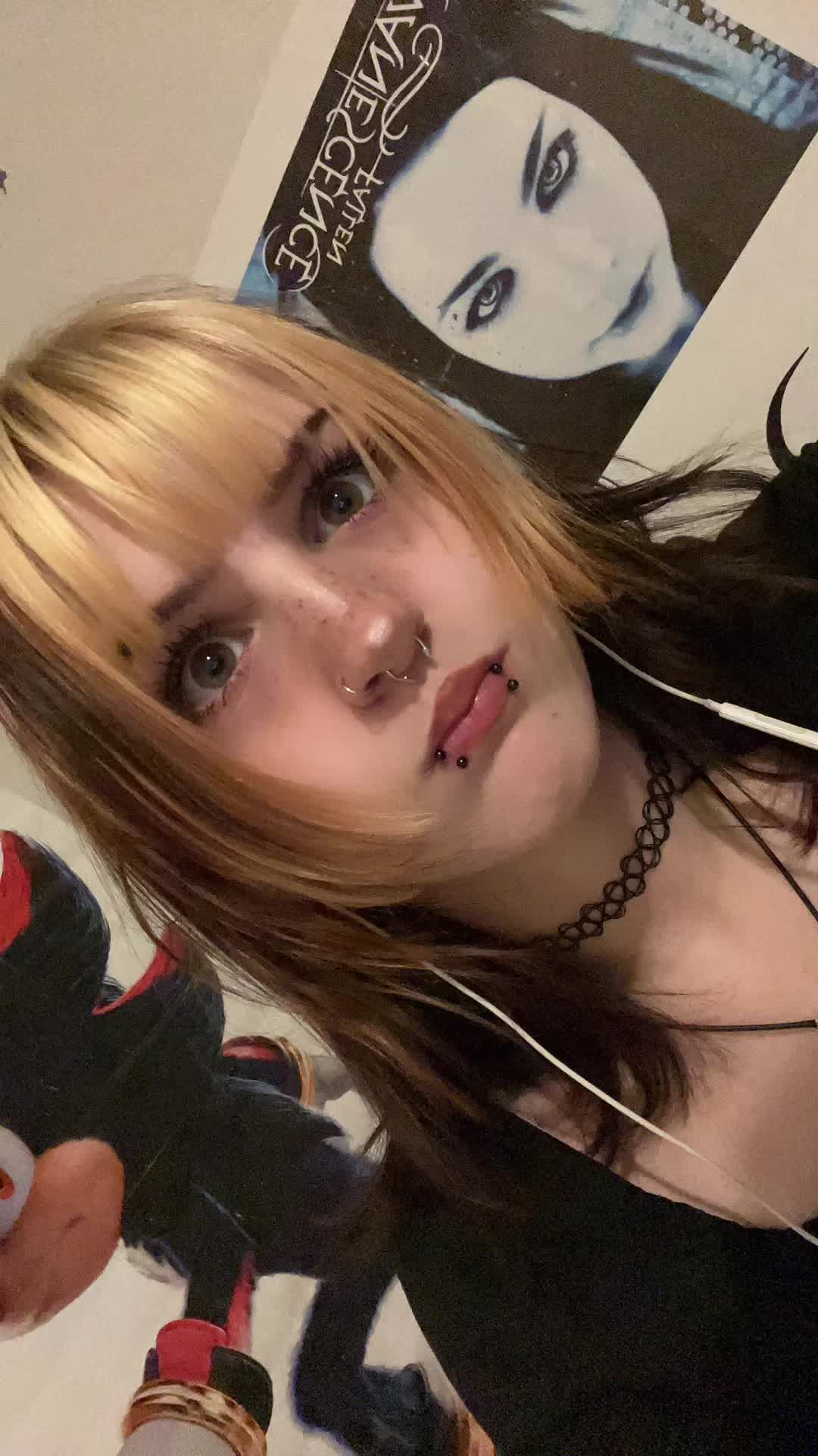 @sav (҂&deg;ロ&deg;)