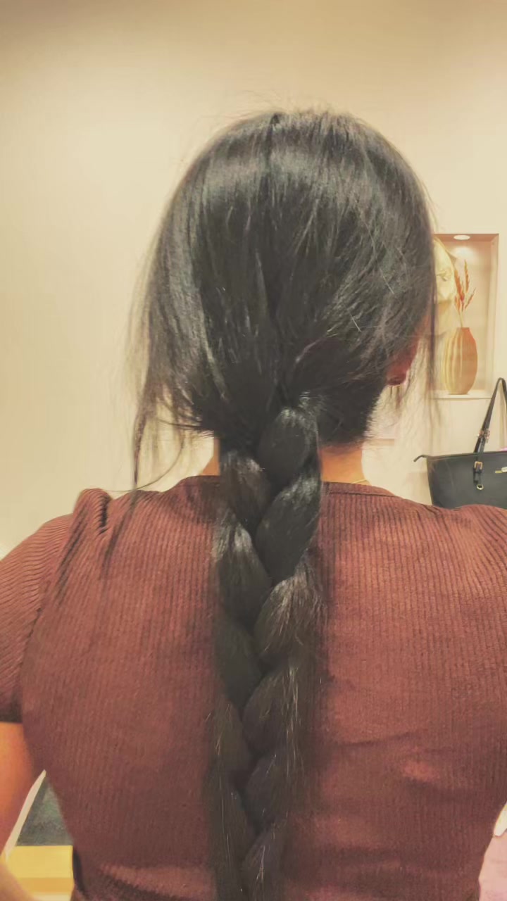 @Limbuni_Nani💫