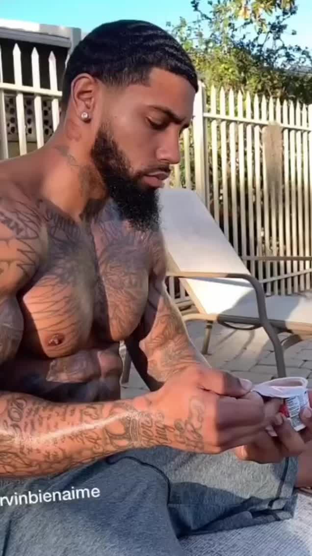 @FredoVibezz