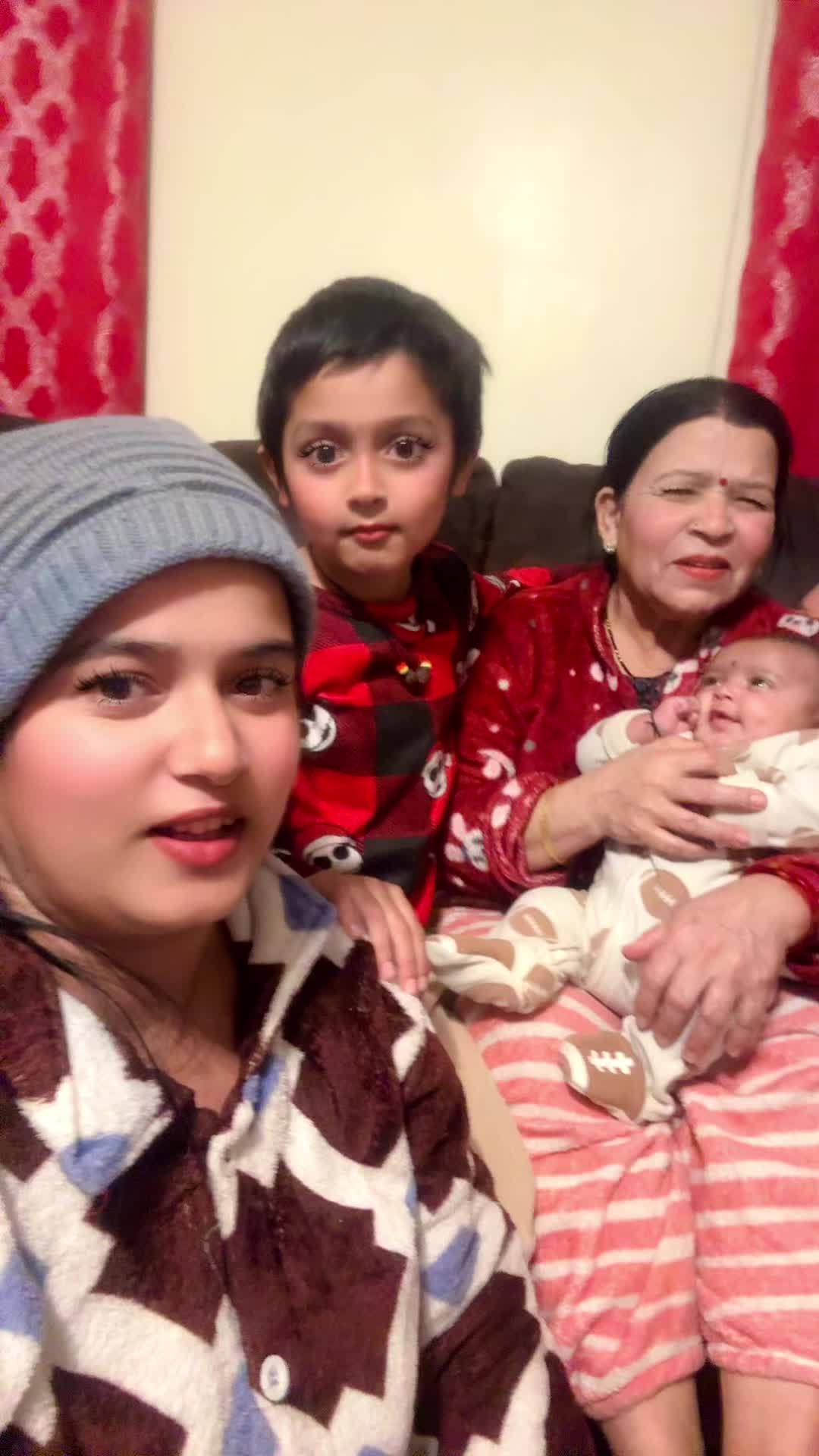 @Aaron ❤️Aayan mom