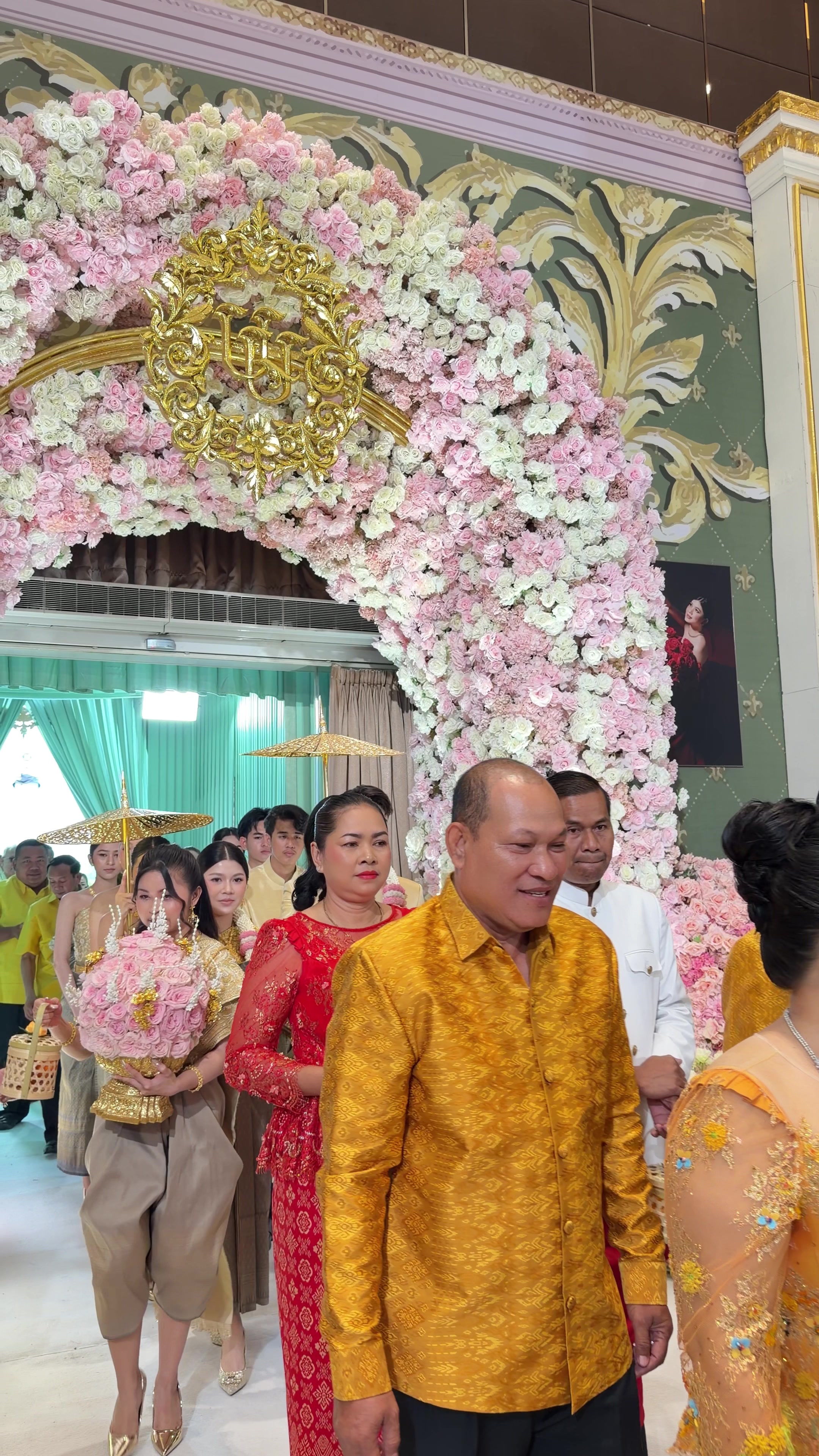 @អប្សរាទេវីហ្គោល
