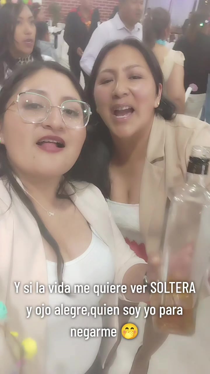@Estefania 🌻🩷