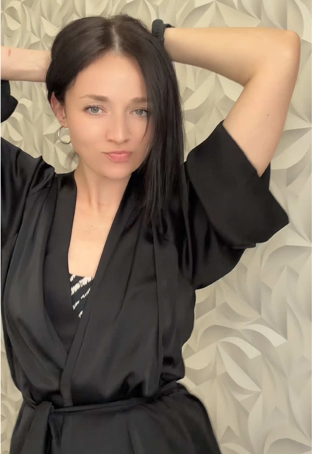 @𝐓𝐫𝐨𝐩𝐢c𝐚𝐧𝐚