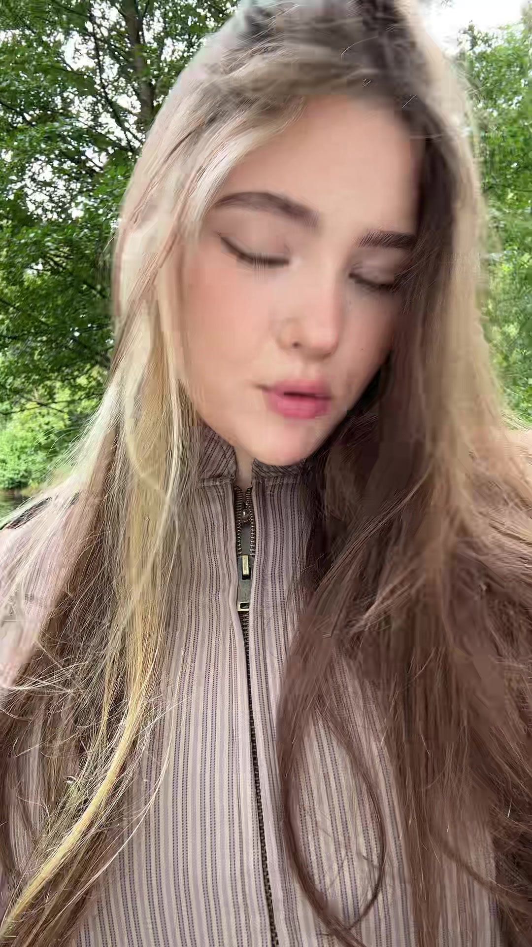 @😶🌫️