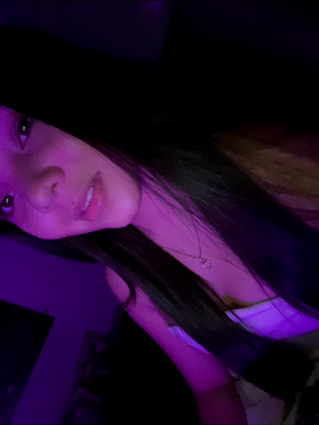 @julia_moreiira