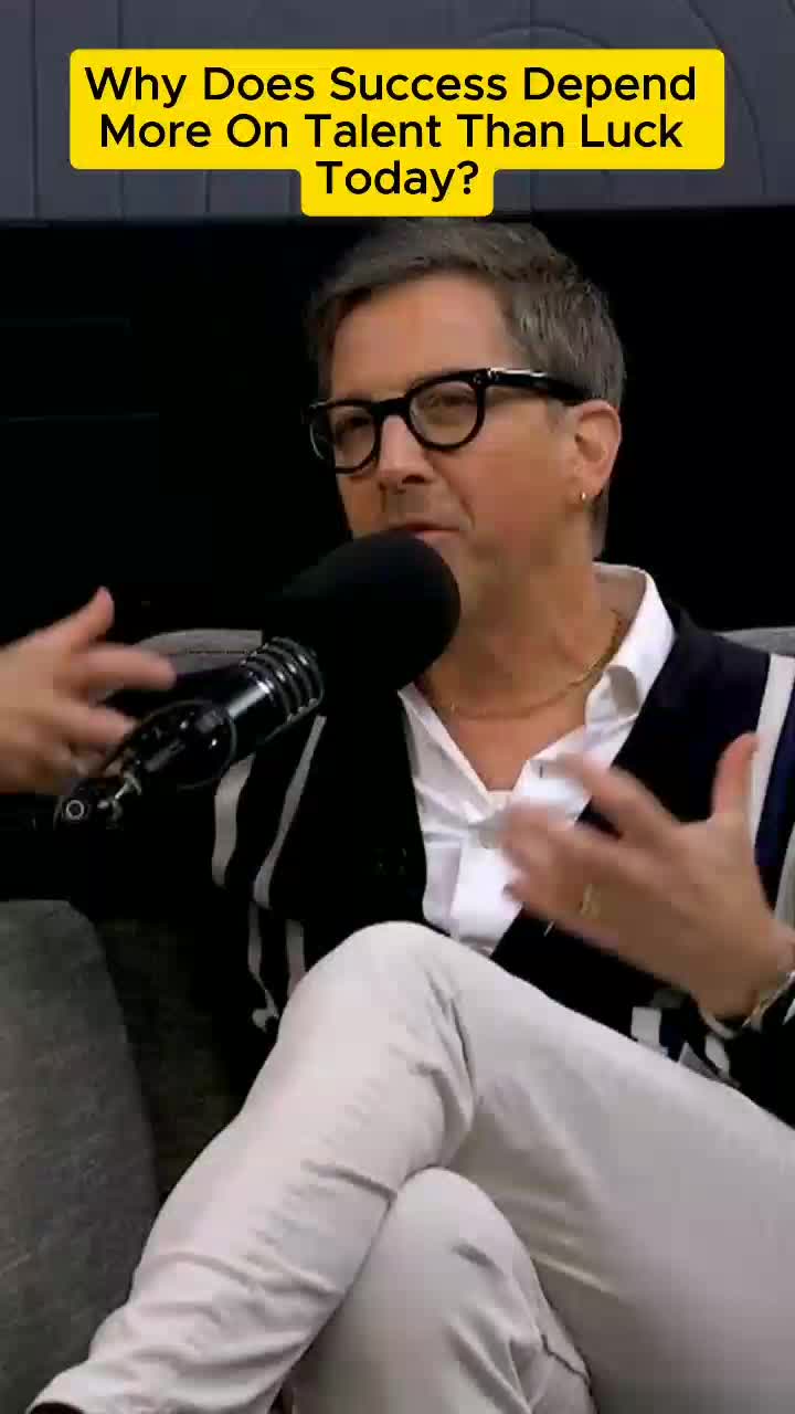@Celeb_Verse