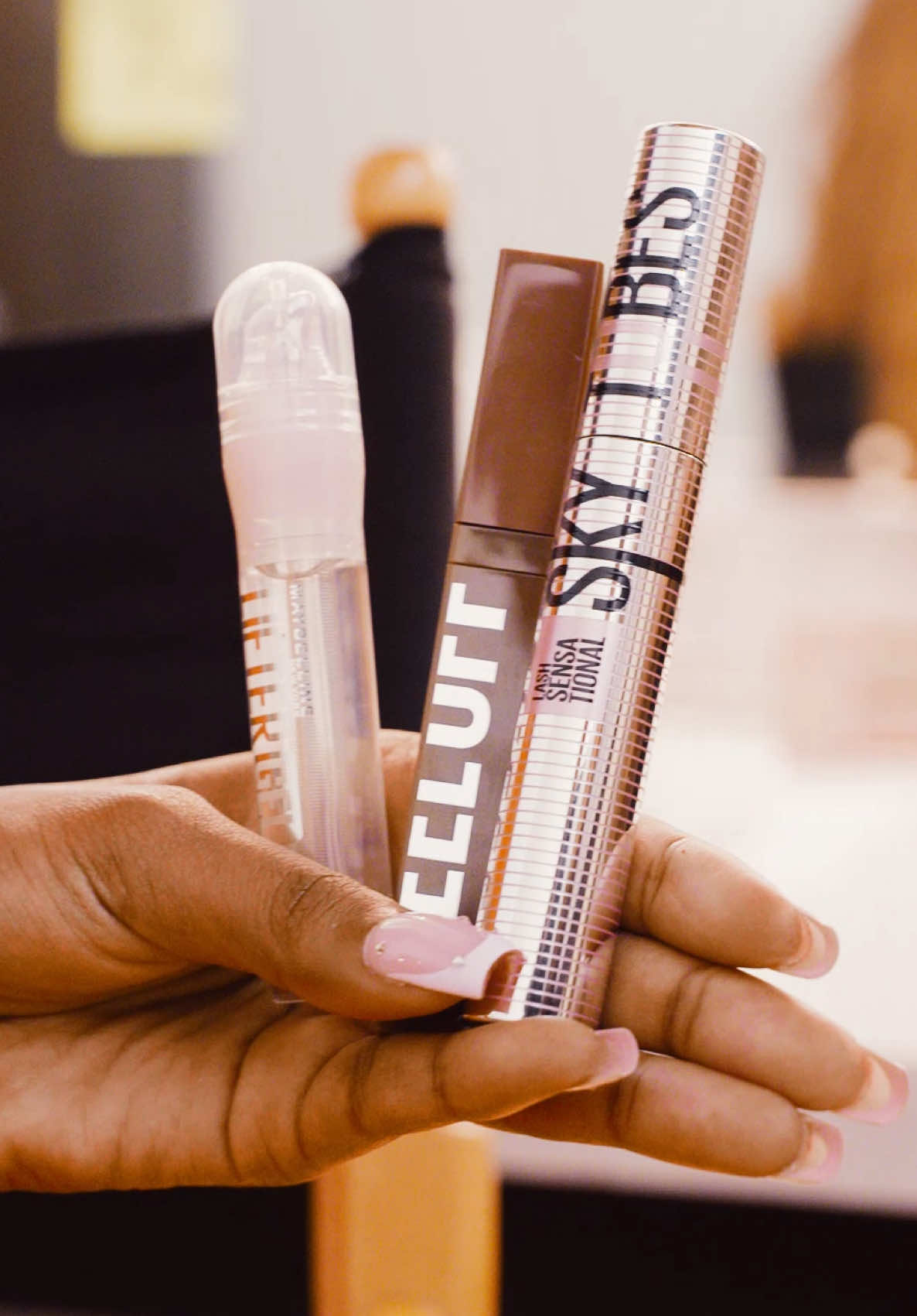 @Maybelline NY