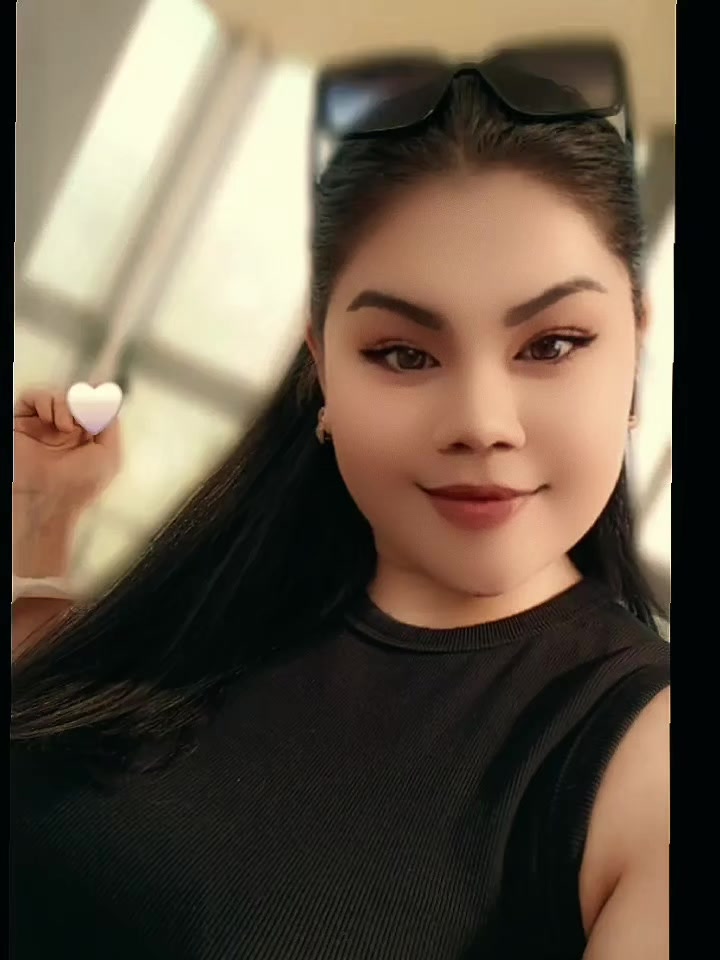 @🐼