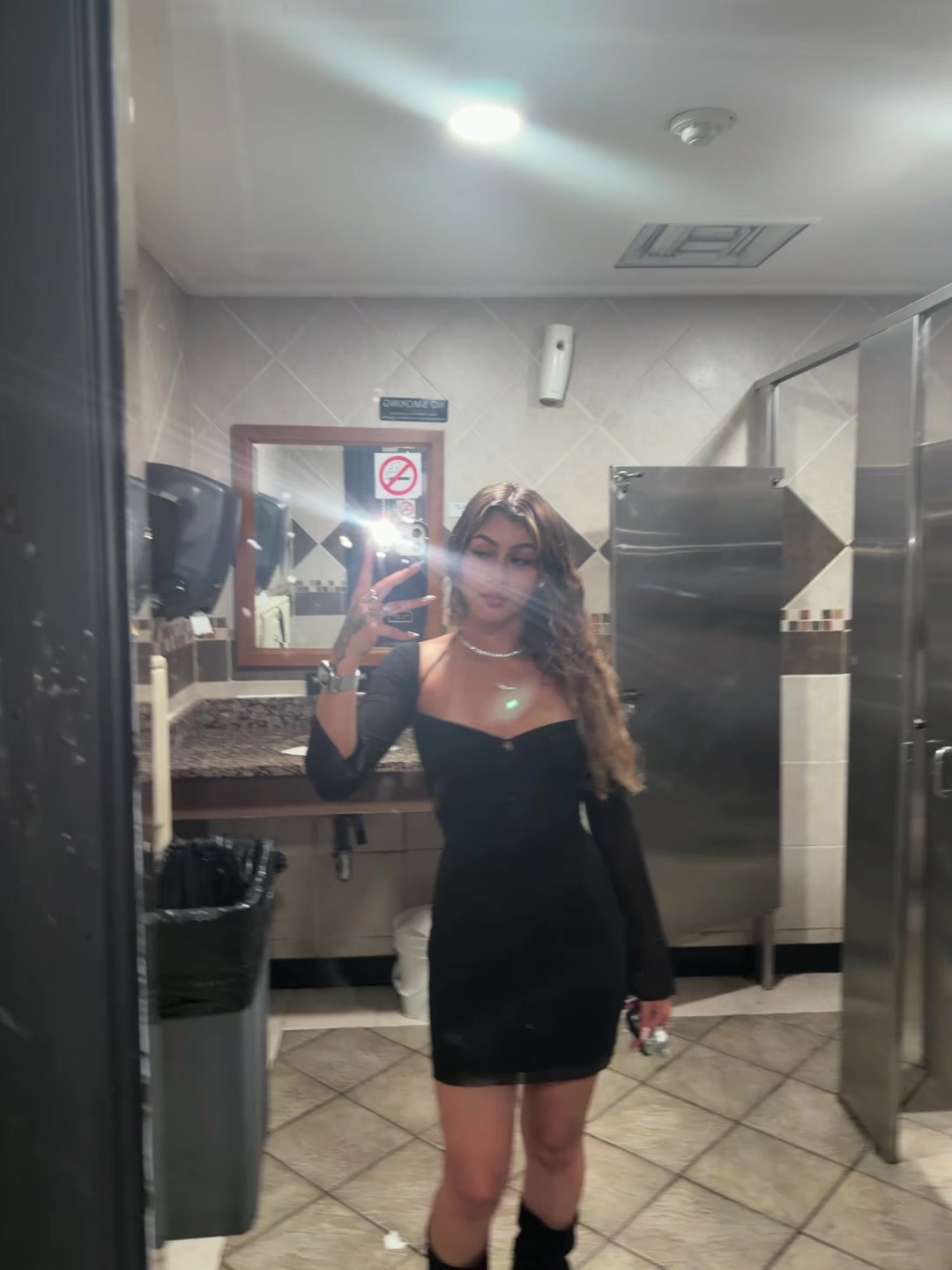 @lavinia