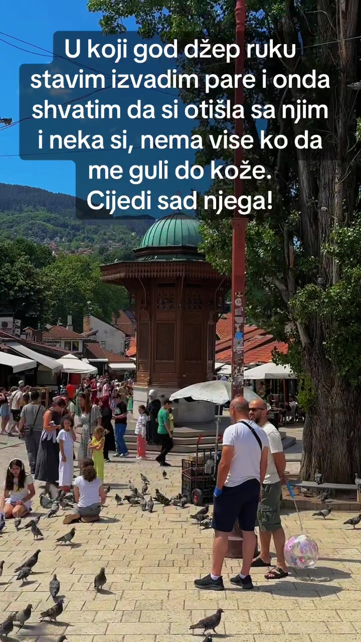 @Sarajevo_at_night