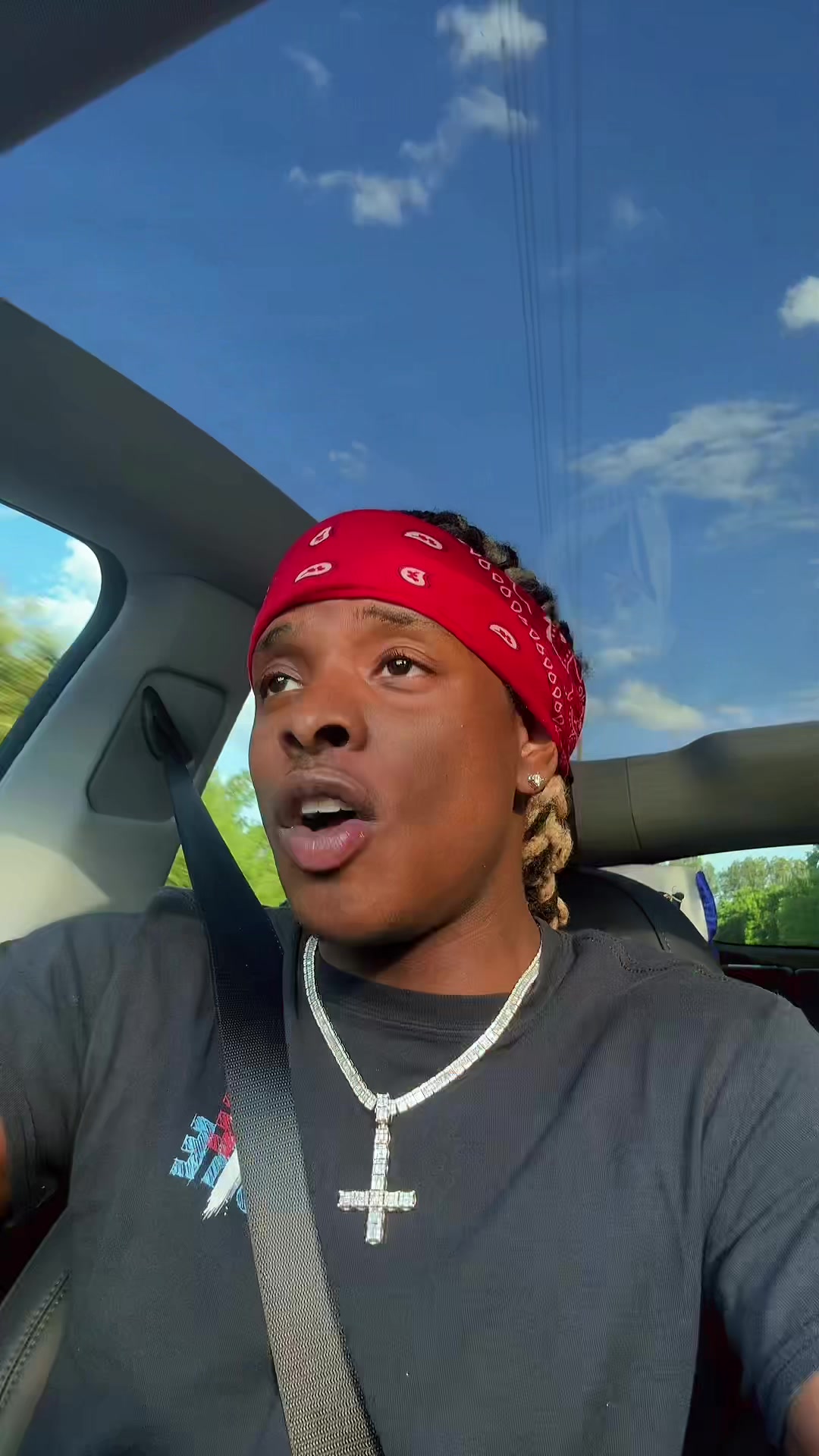 @SheLovesMeechie