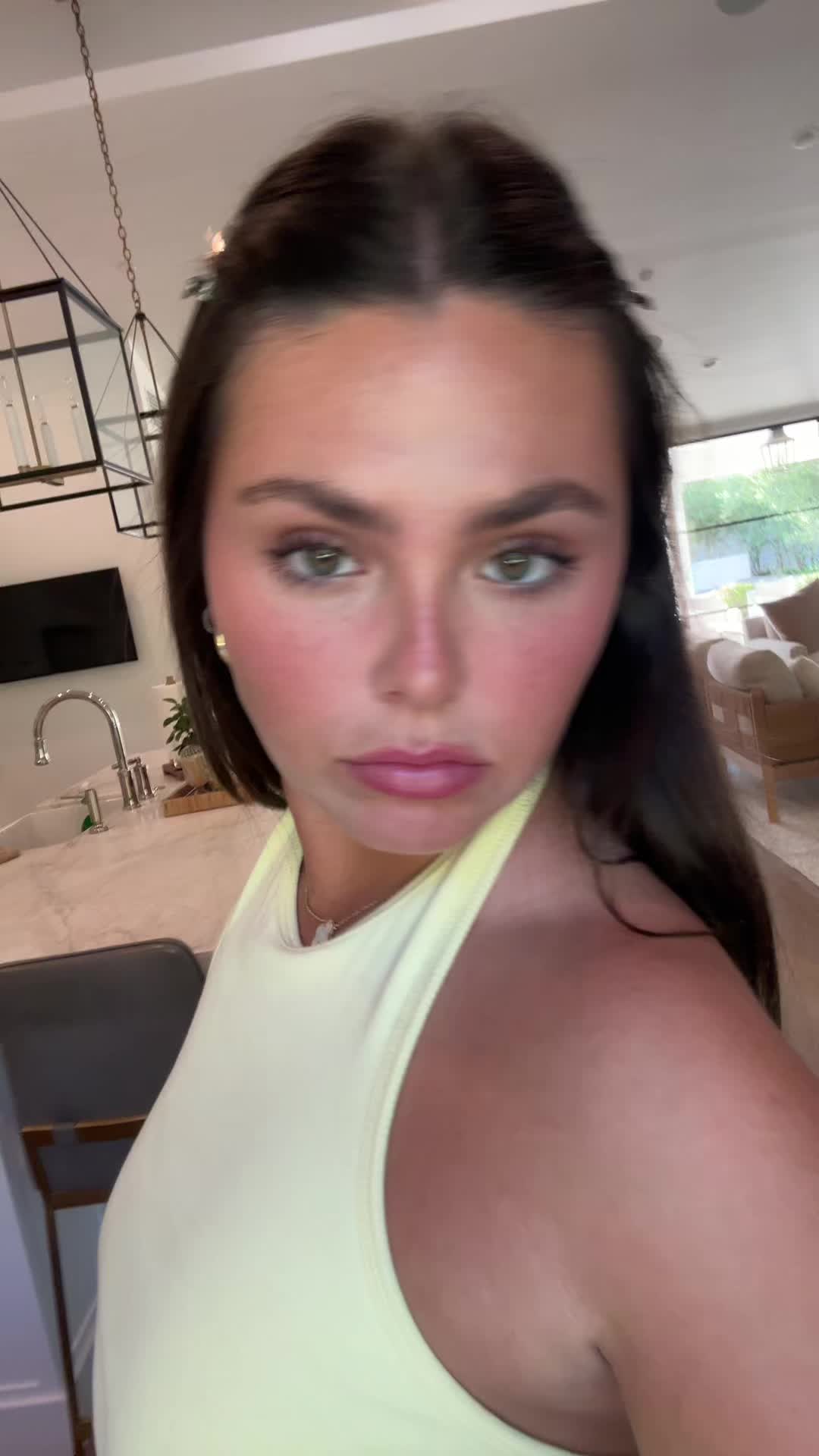 @Lutip