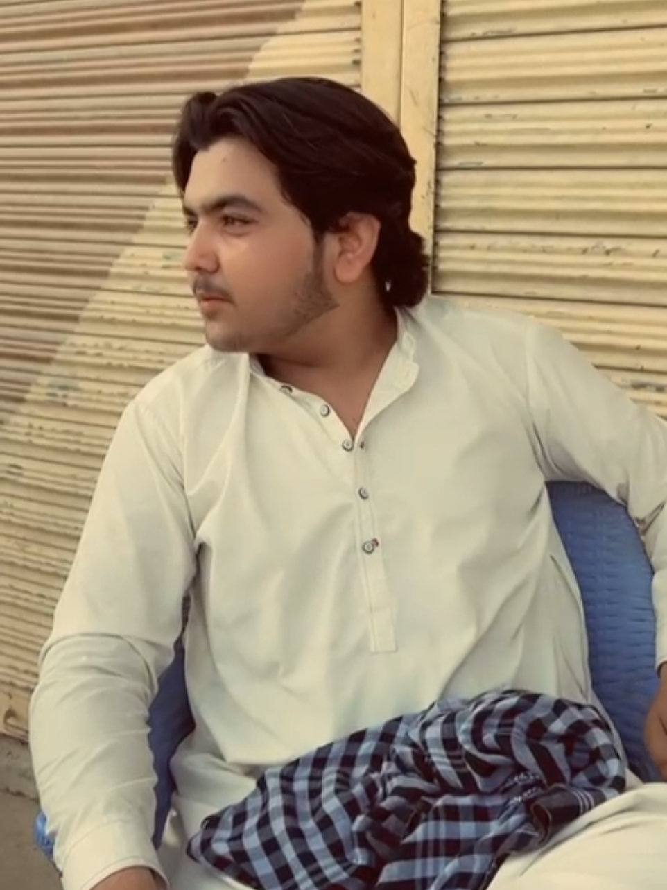 @MUZAMIL TAGAR