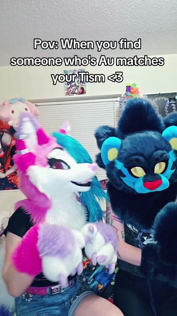 @KandiKitsune